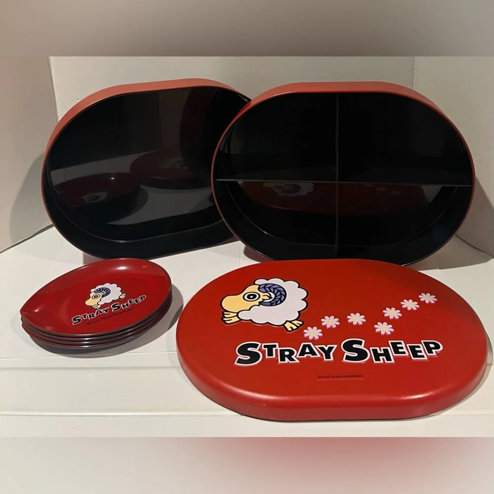 Stray Sheep Poe Fuji Television Robot Bento Jewelry Storage Container & 4 Plates
